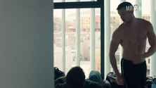 Looking s02e10 jonathangroff russelltovey hd 01 small 3