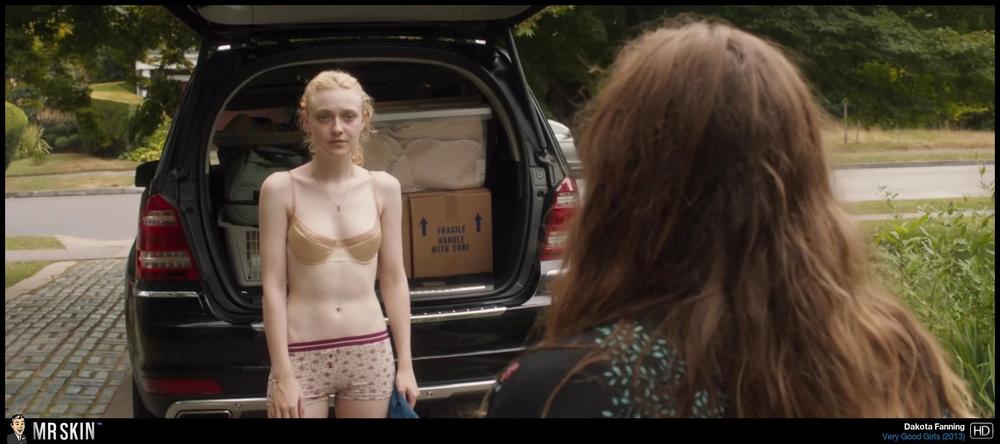 Battle Of The Babes Elle Fanning Vs Dakota Fanning