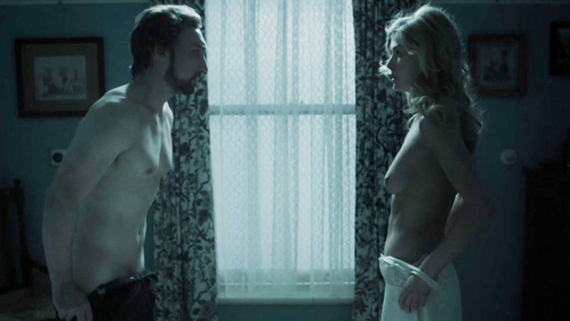 Rosamund Pike Nude Naked Pics And Sex Scenes At Mr Skin